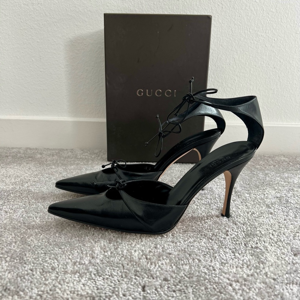 Vintage Gucci Black Stiletto Heels with Ankle Strap
